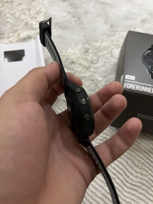 Часы Garmen Forerunner 965