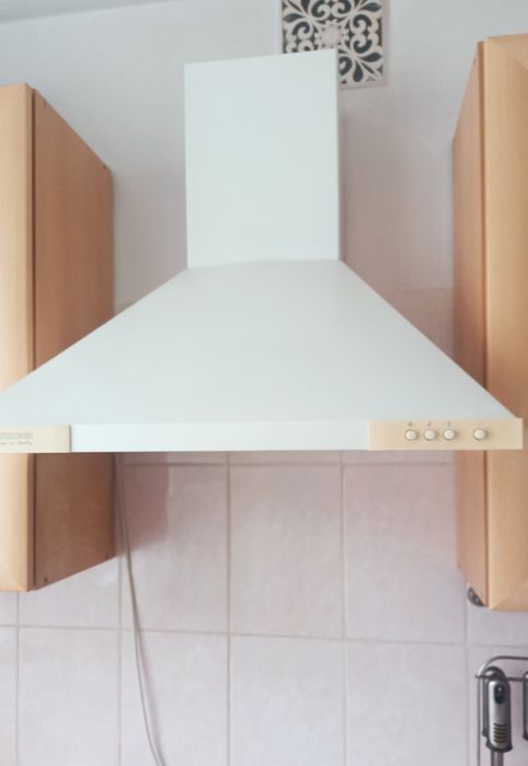 Электро вытяжка  для плит