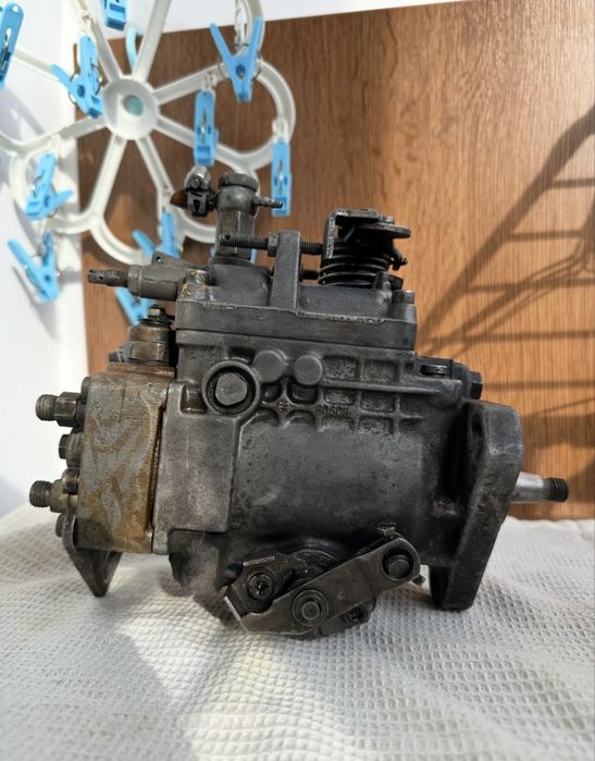 Pompa De Injectie Mecanica Volkswagen Passat/Golf 1.6 Diesel Bosch