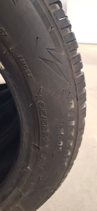 7.2mm! 205 55 16 Bridgestone blizzak lm005