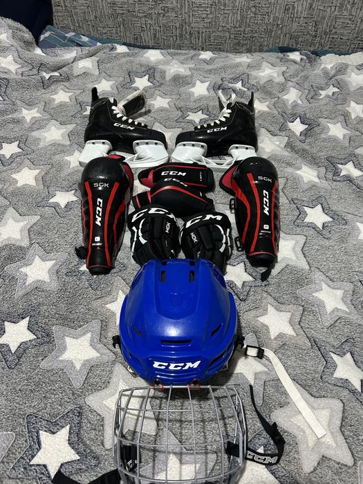 Хоккейная форма комплект