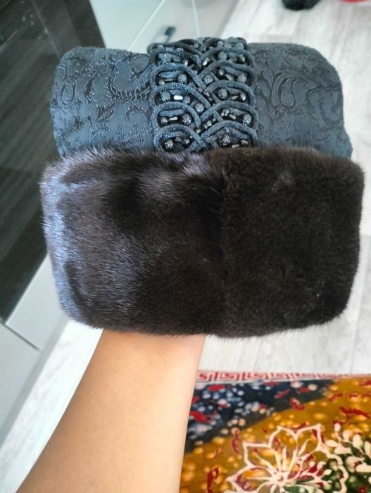 Продам норковую шапку