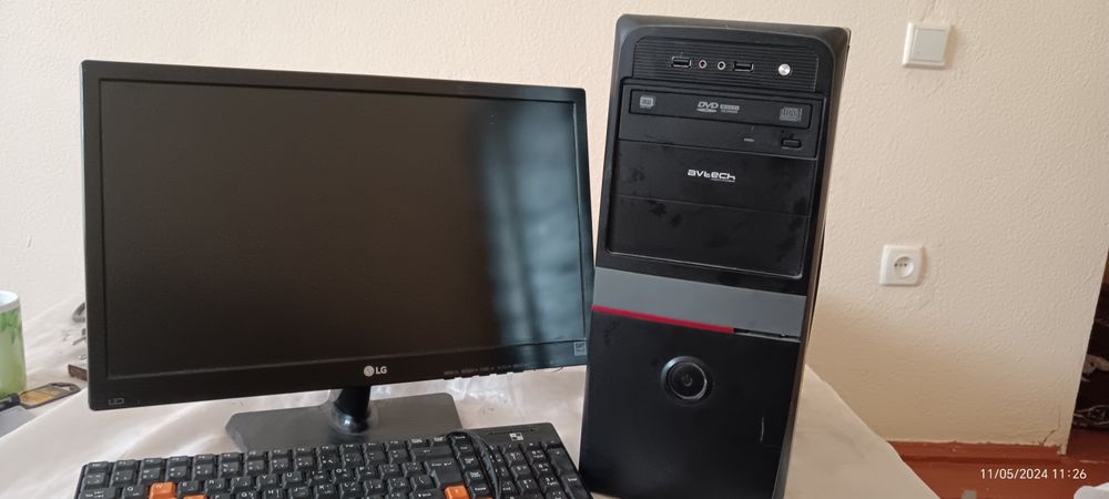 Stol Kampyuter Manitor lg protsessor avtech
