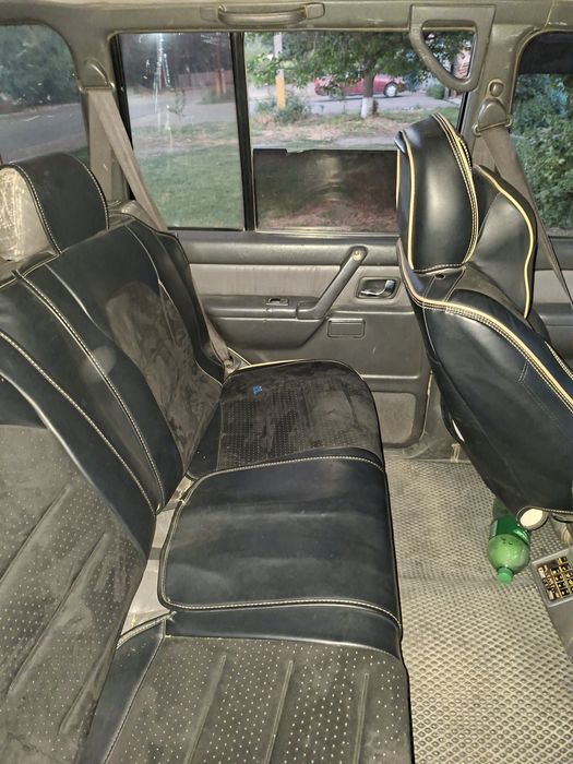 Продаю Mitsubishi Pajero