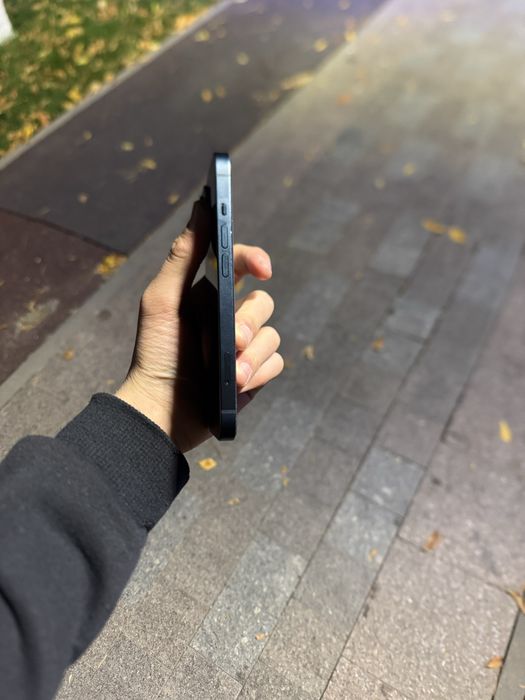 Продам iPhone 14  в хорошем состоянии