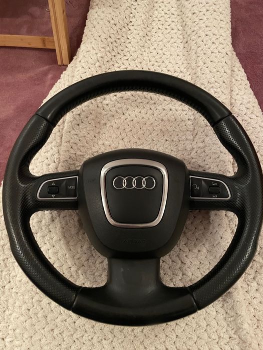Мултиволан за Audi