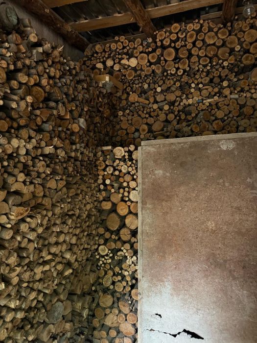 Дрова сухие напиленые, цена договорная!