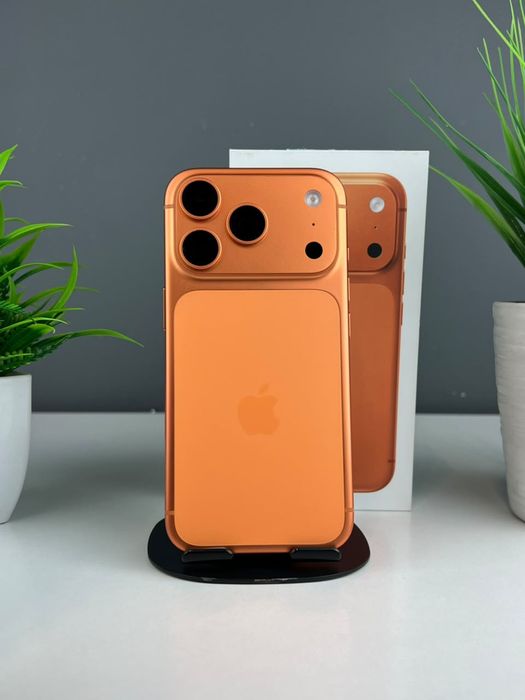 Телефон Apple iPhone 17 Pro 256GB