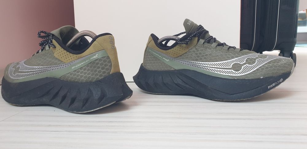 Saucony Endorphin Pro 4  41 /26см UK 7  US 8 ОРИГИНАЛ! Мъжки Маратонки
