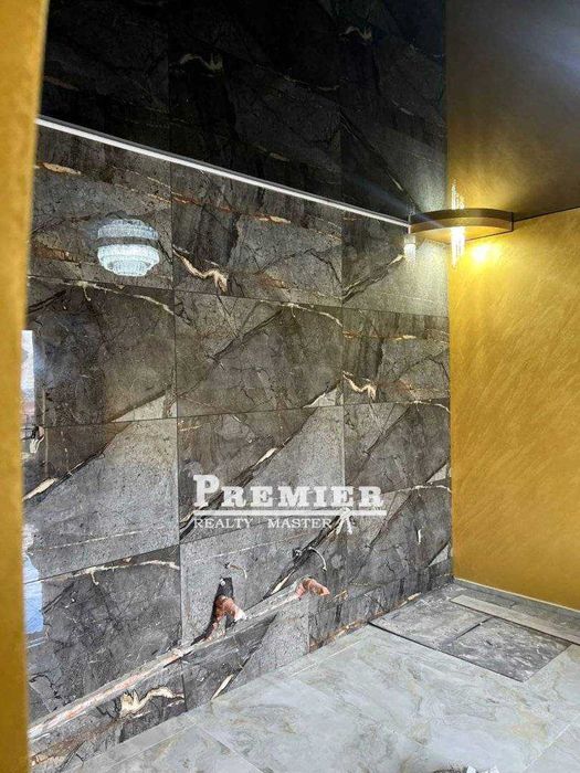 Продава се Двустаен апартамент в Ахелой - 67 кв.м за 1105 €/кв.м - Снимка #2