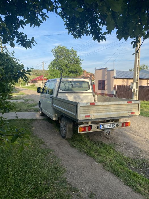 Vând Volkswagen T5 2005