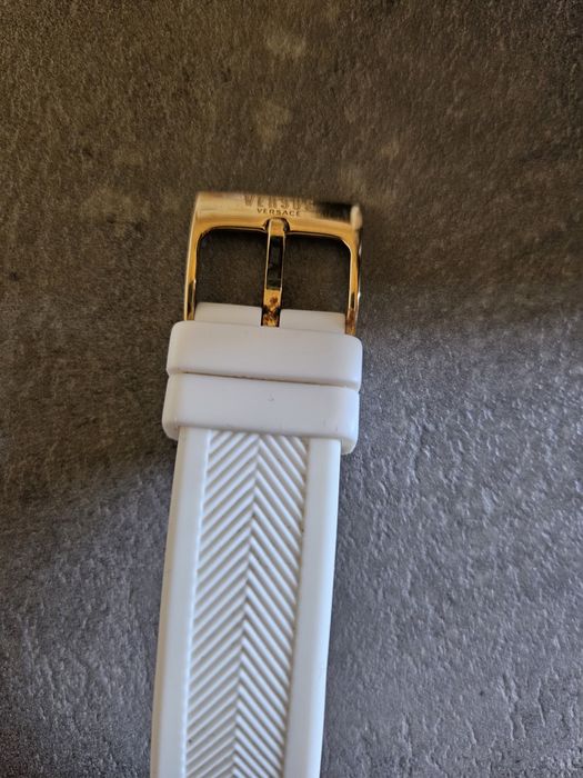 Часовник Versace Versus