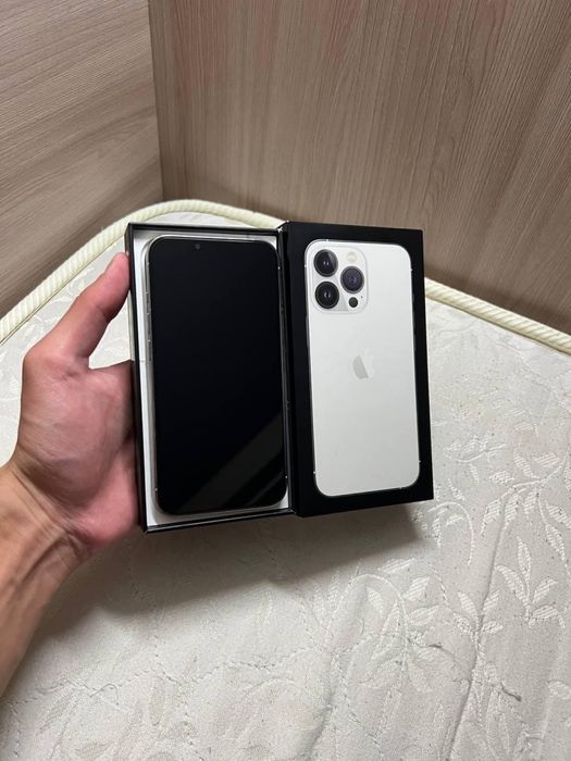 iPhone 13 pro.
