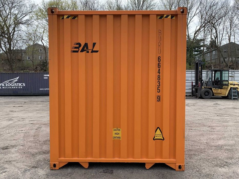 Нови и употребявани 20' и 40' морски контейнери