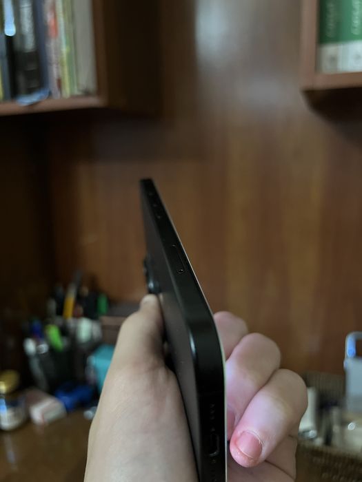 iPhone 16 89yomkst ideal