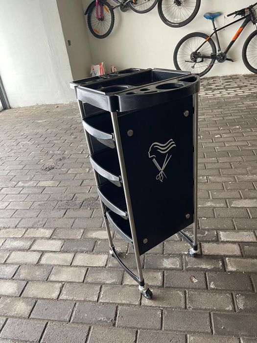 Помощник для парикмахера