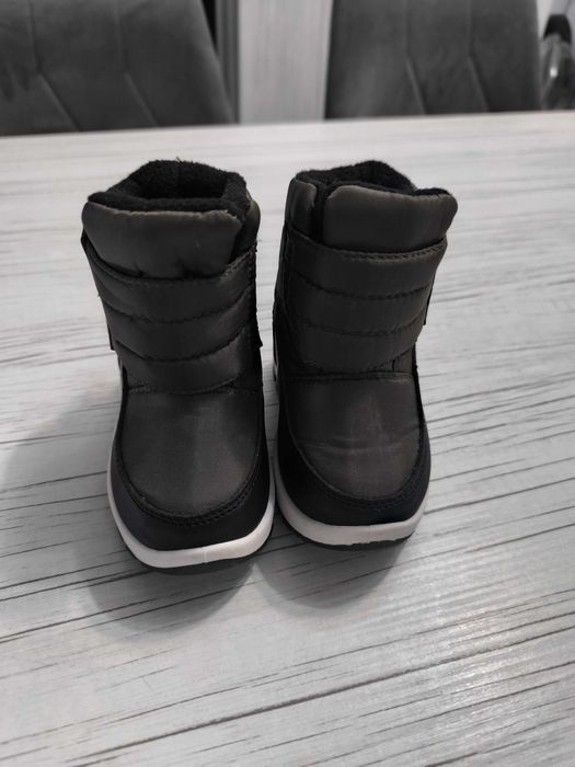 Апрески Sinsay, нови, размер 21.