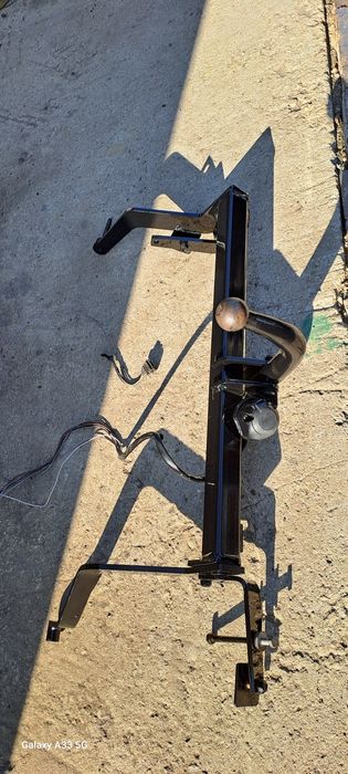 Теглич Оригинален за Рено Меган сценик / Renault Megane  Scenic