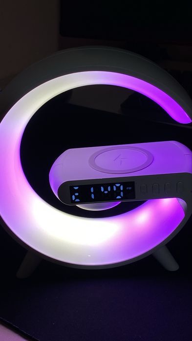 Vând lampa birou 4 in 1 .