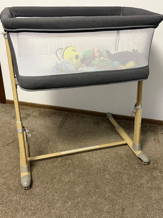 Patut Co-Sleeper cu sistem de leganare Leonie, Gery Stone, Lionelo