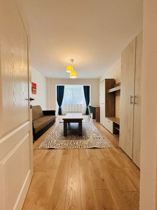 Proprietar închiriez apartament 2 camere Iulius Mall