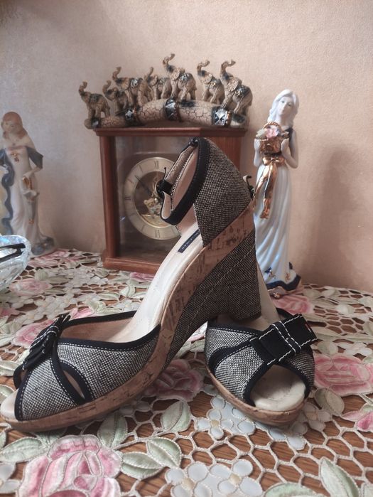 Босоножки Tomy Hilfiger 41