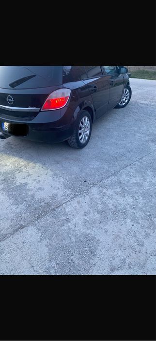 Opel Astra H - 1.7 CDTI