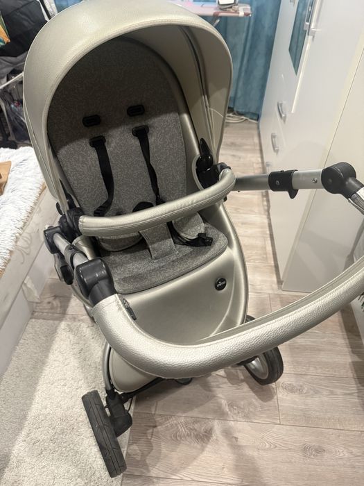 Количка Mima Xari