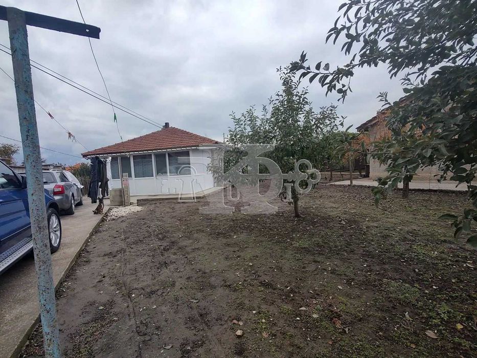 Продава се Къща в Генерал Тошево - 80 кв.м за 399 €/кв.м - Снимка #11