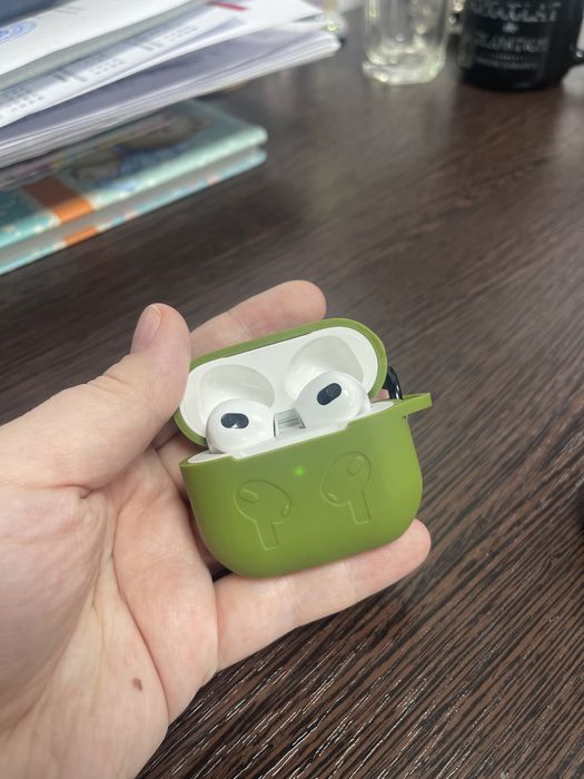 Продам айр подс 3