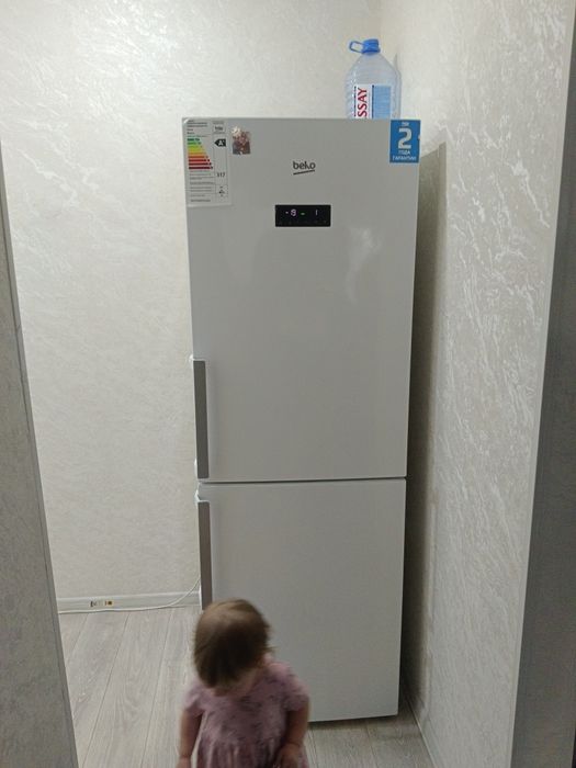Продам холодильник