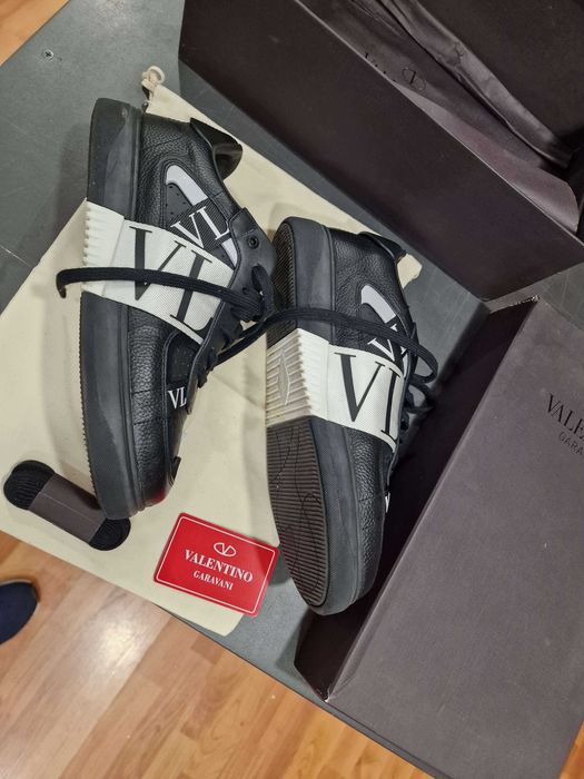 papuci incaltaminte pantofi Valentino marimea 43 noi