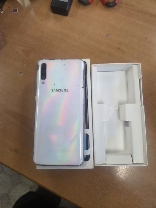 Samsung Galaxy A70