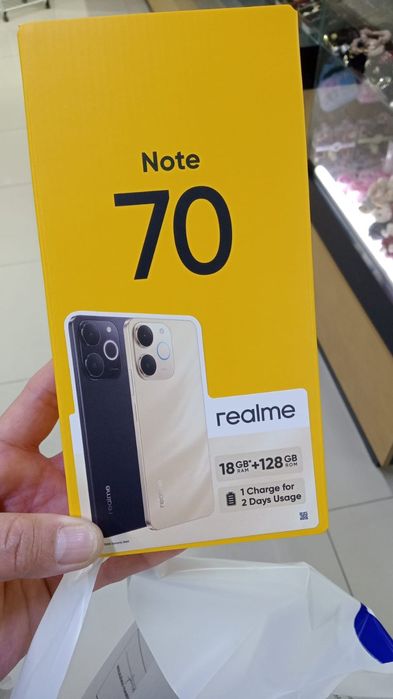 Новый телефон харошо стоитеный