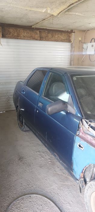 Продам запчасти ваз 2110