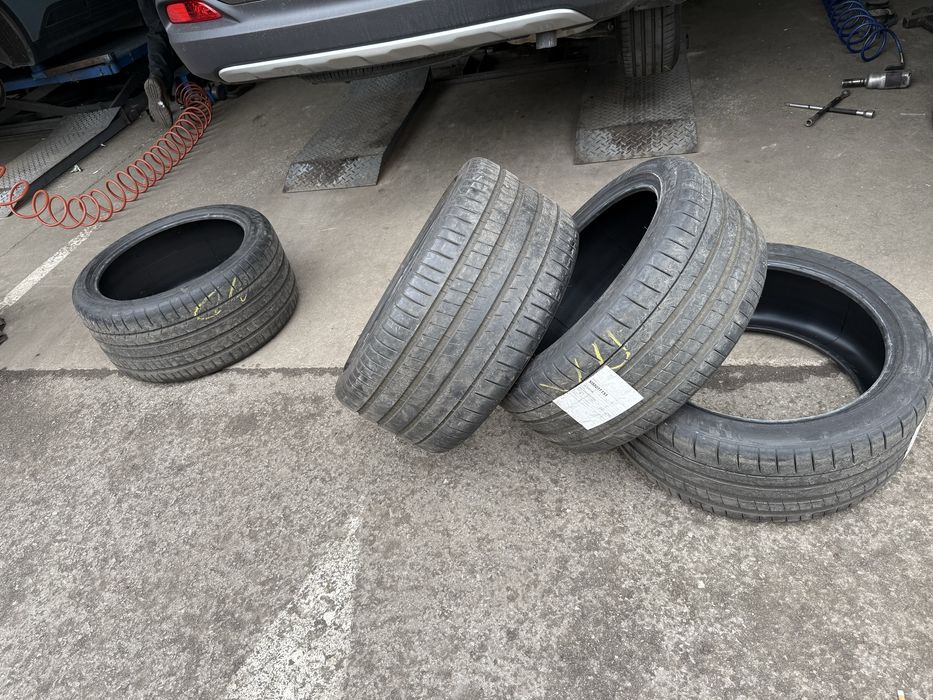 Michelin Pilot Super Sport 255/40/20 и 295/35/20