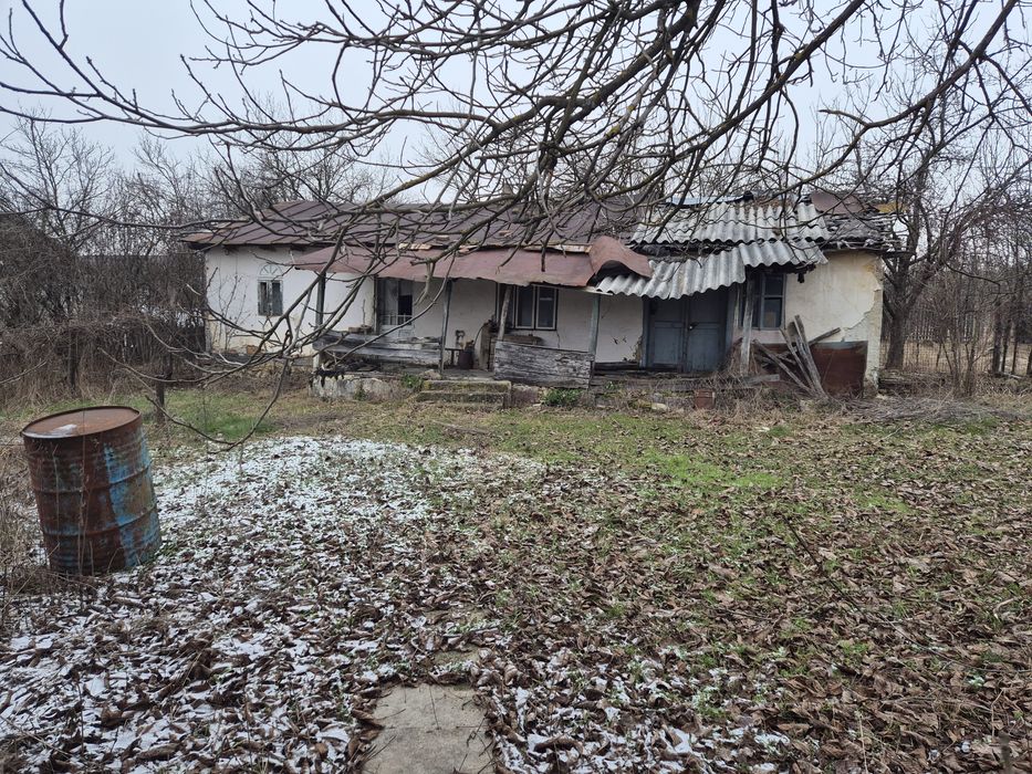 Vand teren Valcanesti/ teren cu anexa/teren cu casa