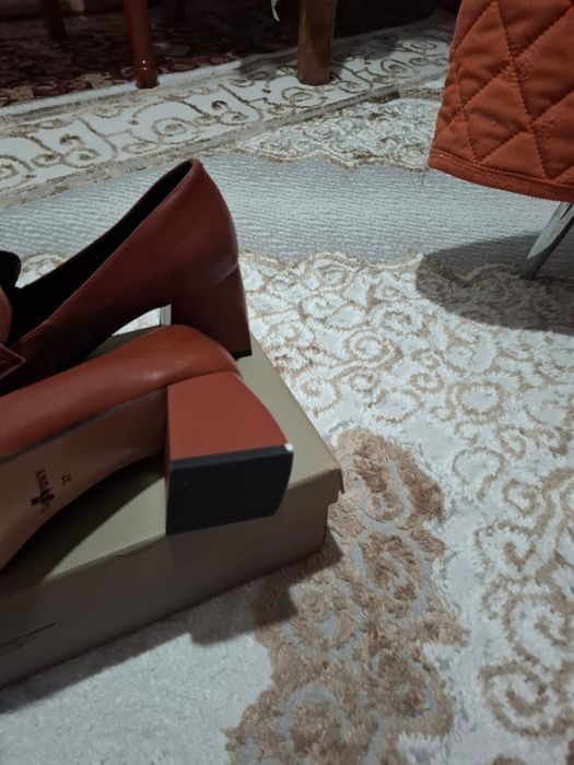 Туфли коричневые