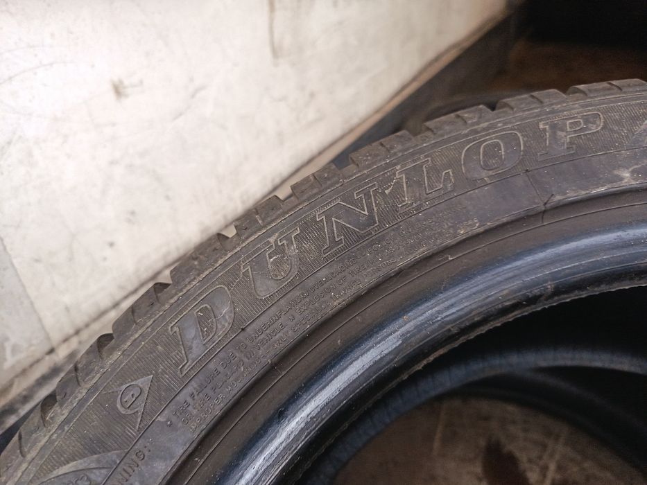 Anvelope MS iarna 235 45 17 Dunlop. 2021 5.4mm