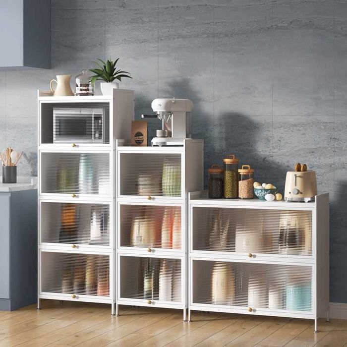 Металлические кухонные полки и шкаф / Metall oshxona polkasi va shkaf