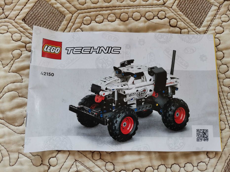 LEGO Technic Monster Jam Monster Mutt далматинец - 42150.