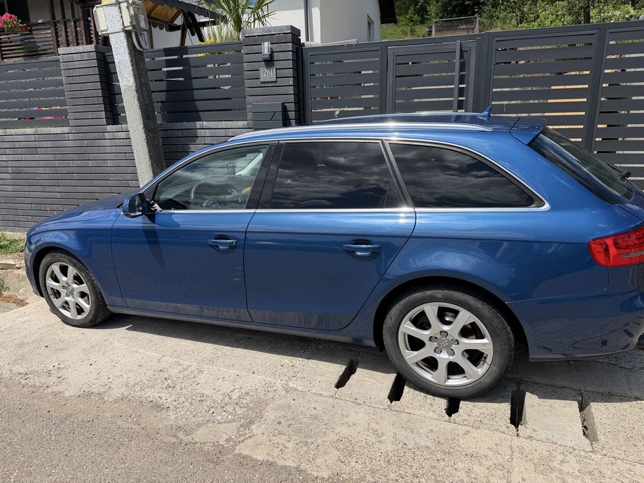 Audi a4 b8 2011  quattro