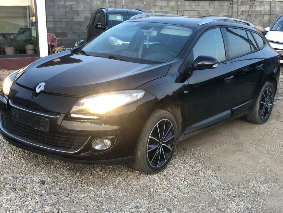 Bară spate Renault Megane 3 cu senzori de parcare