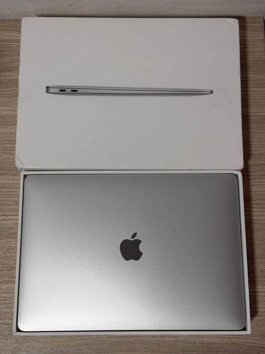 MacBook Air M1 8/256 96%