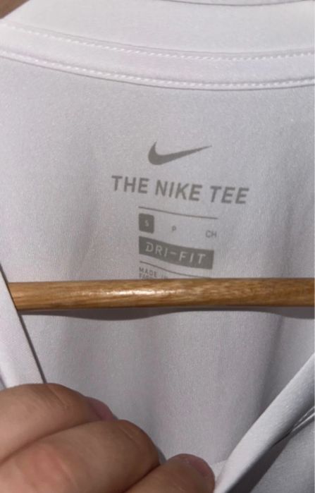 102 Tricou Nike Tee DriFit