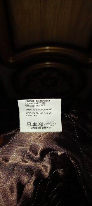 Palto sotiladi 3 yo 4 marta giyilgan