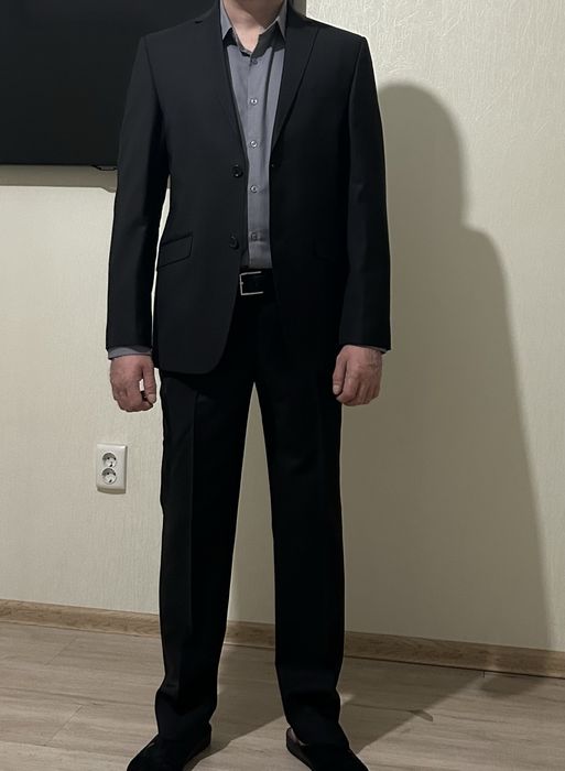 Мужской костюм новый