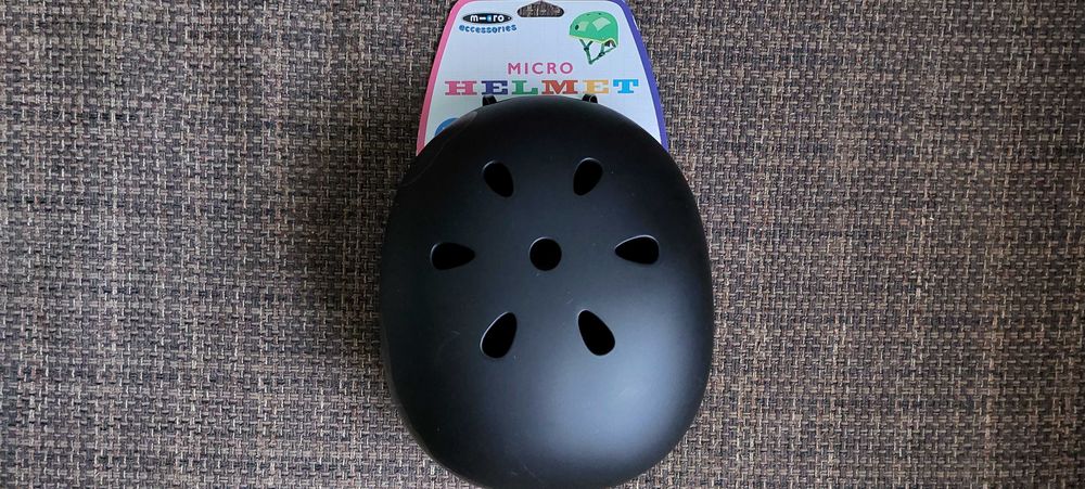 Защитный шлем  Micro