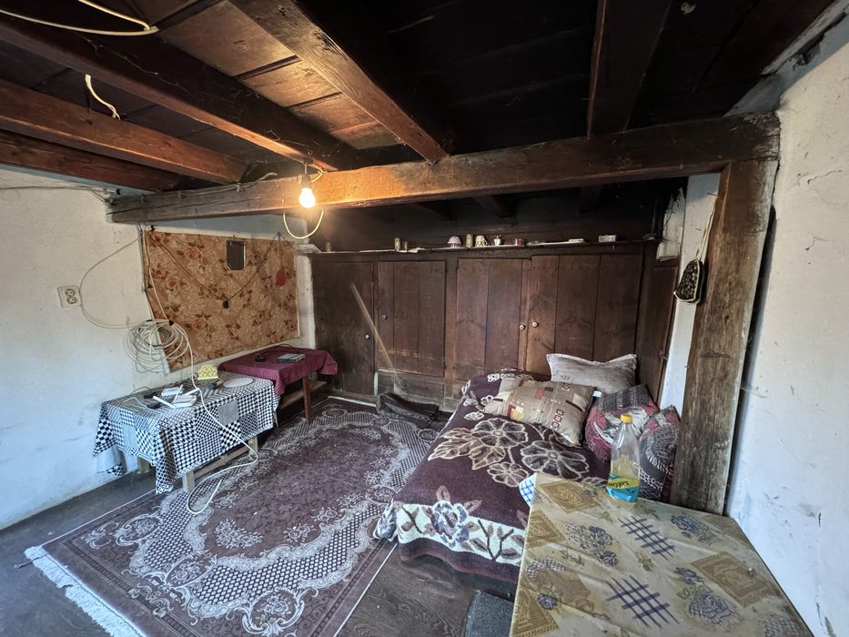 Двуетажна къща с село Черганово