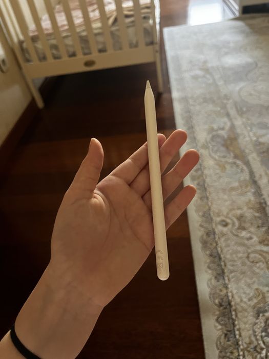 Продам Apple Pencil